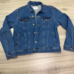 Classic Blue Denim Trucker Jacket | Unisex Streetwear Staple